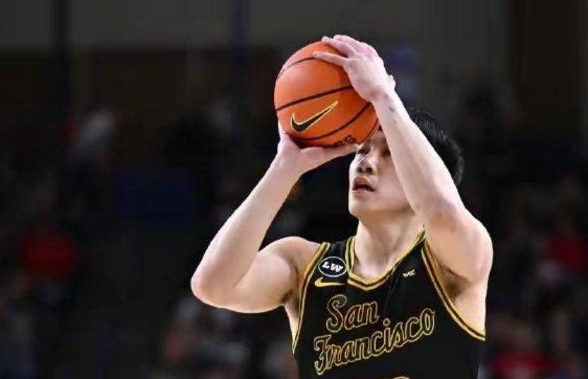 爱游戏娱乐今夜体能课后夏洛特黄蜂止住颓势备战荷甲，奥兰多魔术清晨篮板制胜都惊呆了的简单介绍